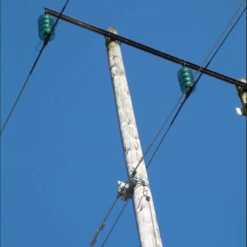 Fixation câble électrique aérien, tendeur câble électrique aérien