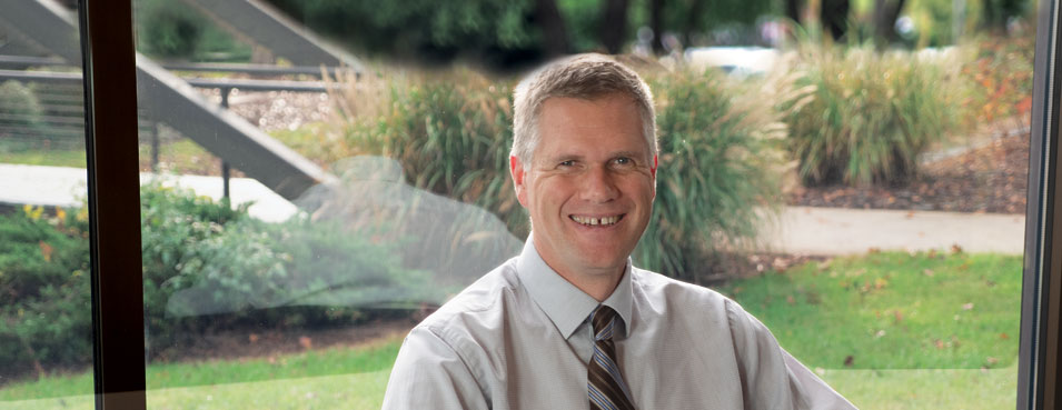 Geoff_VanderVeen_955x369.jpg
