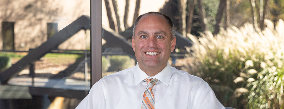 Jeff_Gill-955X369.jpg