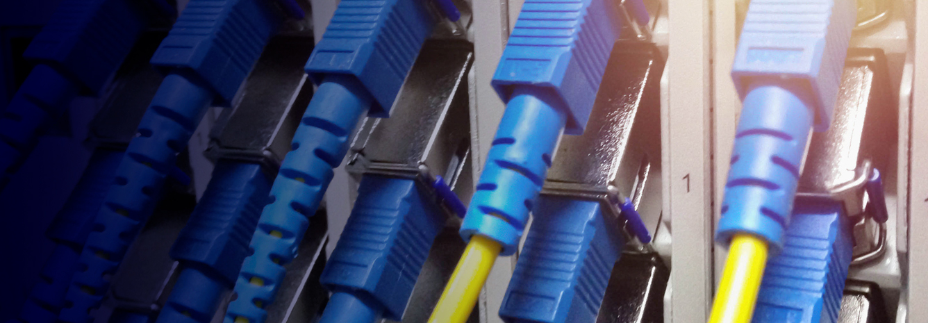 How Do Communications Fiber Optic Cables Work?